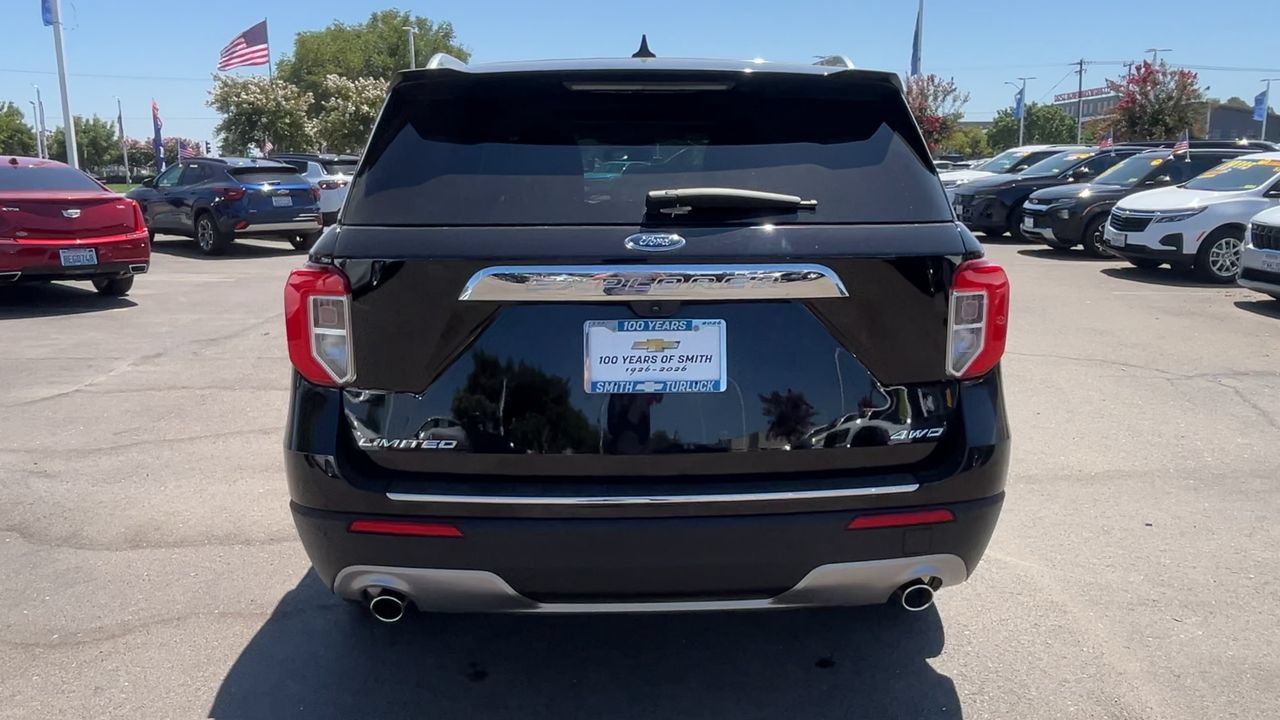 Used 2024 Ford Explorer Limited w/ Equipment Group 301A AWD/4WD image 6
