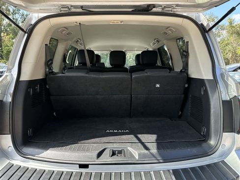Used 2024 Nissan Armada SV image 19