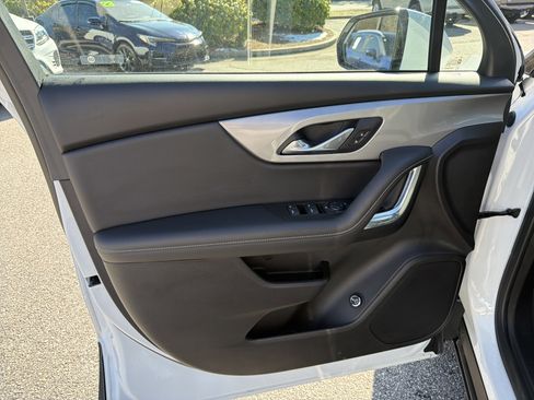 Used 2024 Chevrolet Blazer LT w/ Convenience Package image 21
