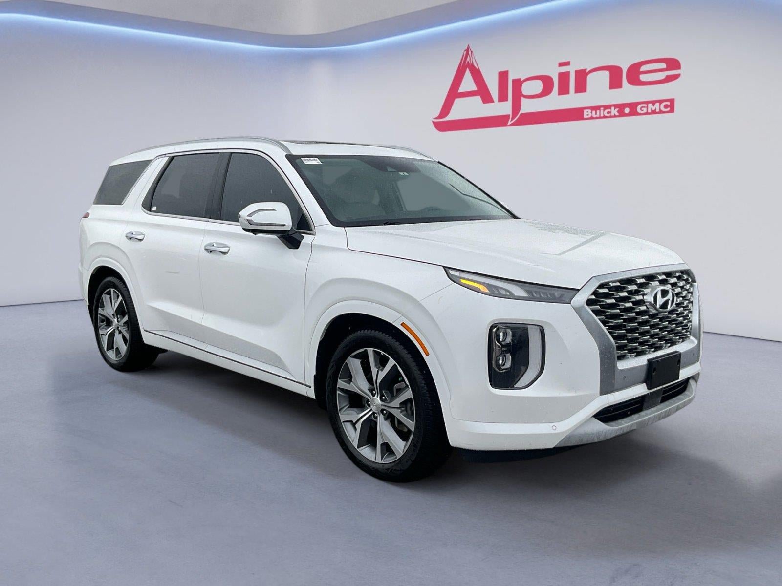 Used 2022 Hyundai Palisade Limited w/ Winter Package AWD/4WD image 7