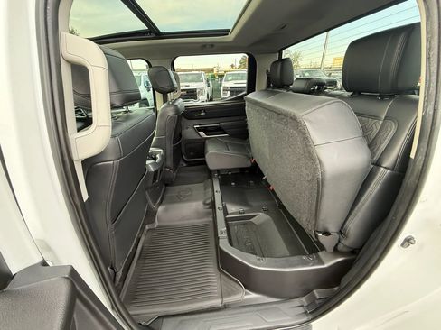 Used 2022 Toyota Tundra Limited AWD/4WD image 30