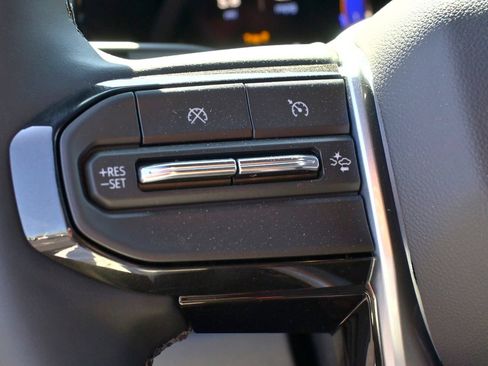 New 2026 Chevrolet Colorado LT w/ LT Convenience Package AWD/4WD image 32