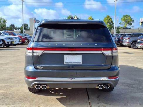 Certified 2022 Lincoln Aviator Reserve w/ Equipment Group 201A RWD image 22
