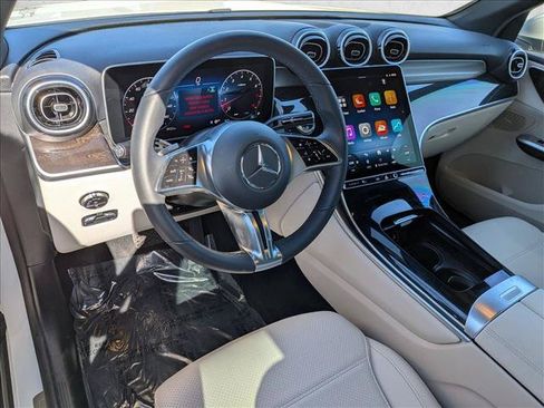 Certified 2026 Mercedes-Benz GLC 300 4MATIC image 9