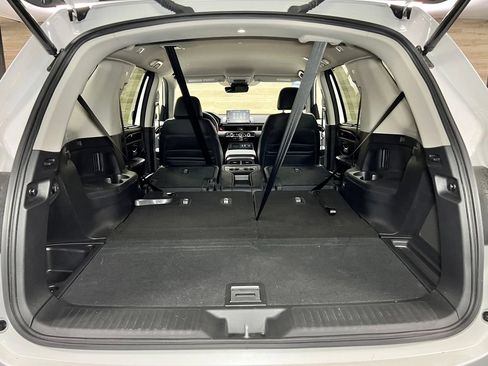 Used 2025 Honda Pilot EX-L image 22