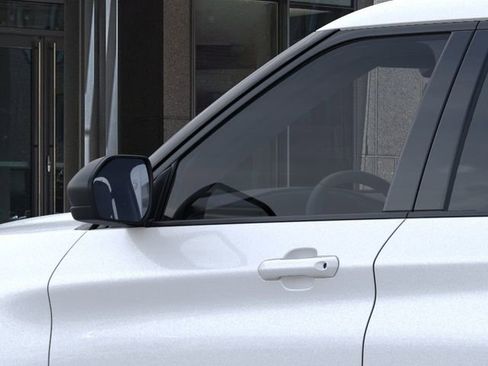 New 2025 Ford Explorer Active image 20