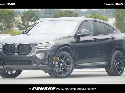 New 2025 BMW X4 xDrive30i w/ Premium Package