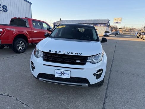 Used 2015 Land Rover Discovery Sport HSE image 2