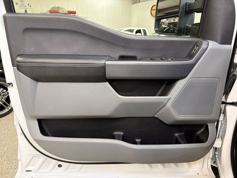Used 2023 Ford F250 XL w/ STX Appearance Package AWD/4WD image 29