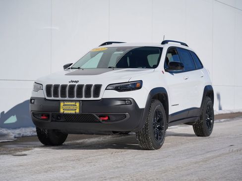 Used 2022 Jeep Cherokee Trailhawk w/ Premium Leather Package image 7