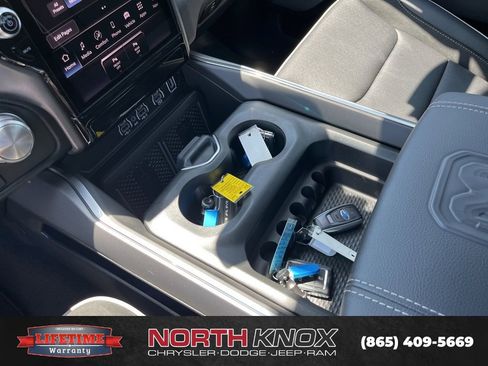 New 2026 RAM 1500 Laramie AWD/4WD image 10