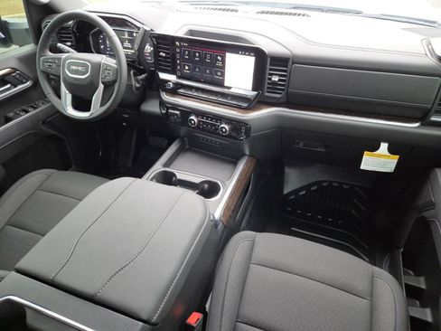 New 2026 GMC Sierra 3500 SLE w/ SLE Convenience Package image 24