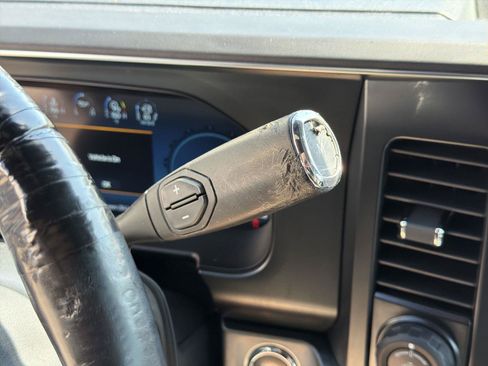 Used 2023 Ford F350 Platinum AWD/4WD image 15