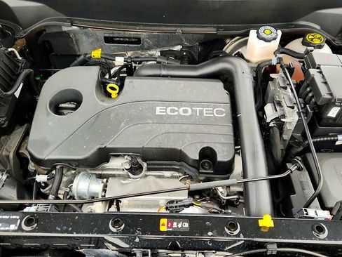 Used 2022 Chevrolet Equinox RS w/ LPO, Floor Liner Package image 25