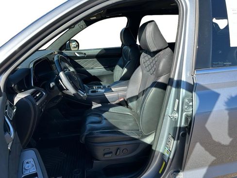 Used 2020 Hyundai Palisade Limited image 8
