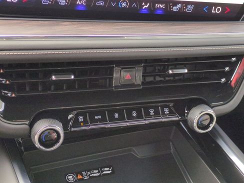 New 2025 Chevrolet Tahoe Premier image 18