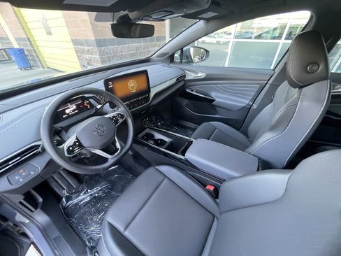 Used 2024 Volkswagen ID.4 S image 18