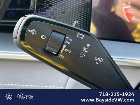 New 2026 Volkswagen Tiguan SE R-Line image 25