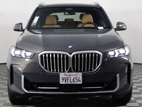 Used 2026 BMW X5 xDrive40i w/ Climate Comfort Package AWD/4WD image 2