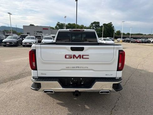 New 2026 GMC Sierra 1500 SLT w/ SLT Premium Plus Package AWD/4WD image 4