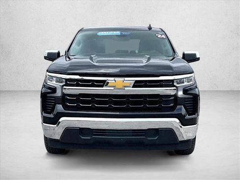Used 2024 Chevrolet Silverado 1500 LT RWD image 3
