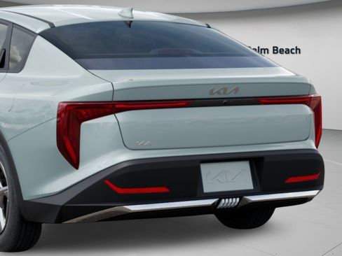 New 2026 Kia K4 FWD image 27