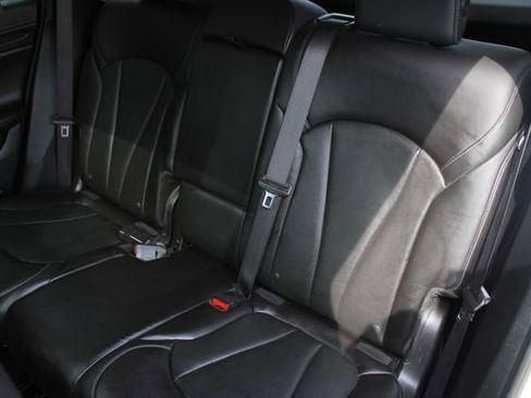 Used 2020 Buick Envision Premium AWD/4WD image 22
