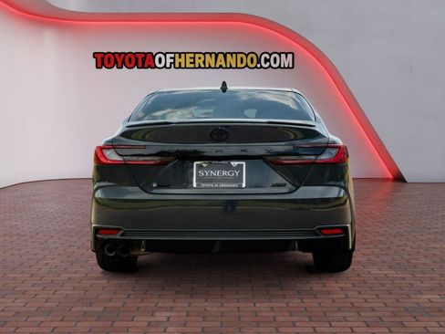 Used 2026 Toyota Camry XSE w/ Premium Package FWD image 7