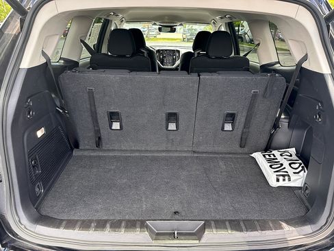 Certified 2025 Subaru Ascent Premium AWD/4WD image 11