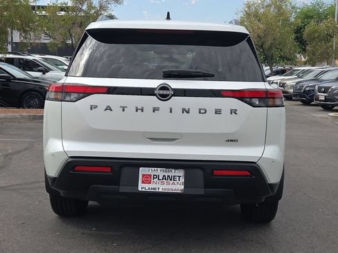 Certified 2026 Nissan Pathfinder SV AWD/4WD image 8