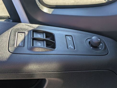 New 2026 RAM ProMaster 2500 w/ Convenience Group image 11