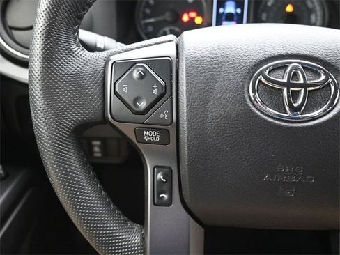 Used 2021 Toyota Tacoma TRD Sport image 26