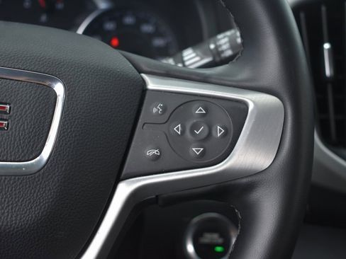 Used 2023 GMC Terrain SLT image 16