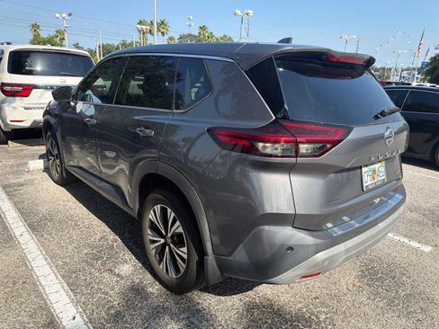 Used 2021 Nissan Rogue SV FWD image 5