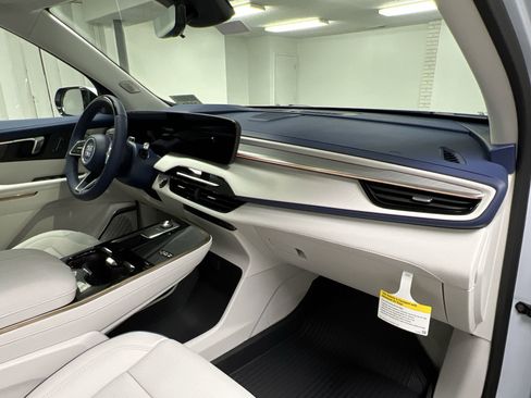 New 2026 Buick Enclave Avenir w/ Super Cruise Package image 66