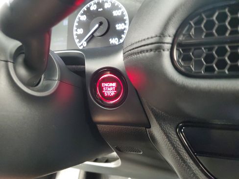 Certified 2023 Honda HR-V LX image 23