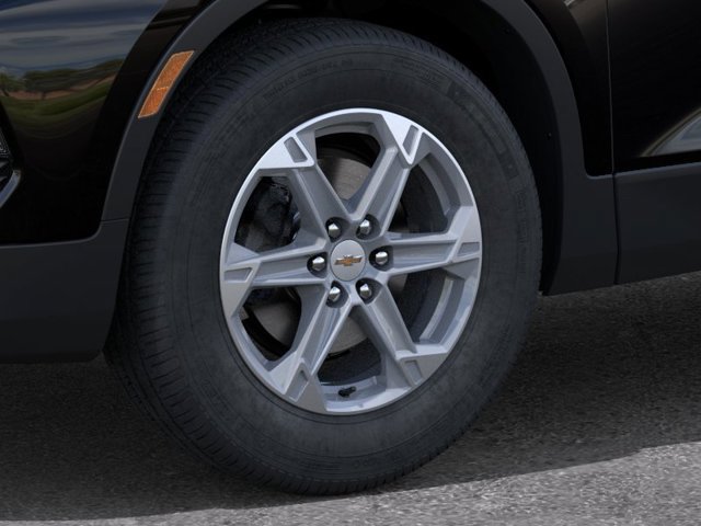 New 2026 Chevrolet Blazer LT w/ Convenience Package FWD image 9
