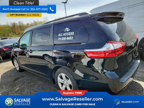 Used 2017 Toyota Sienna LE FWD image 3