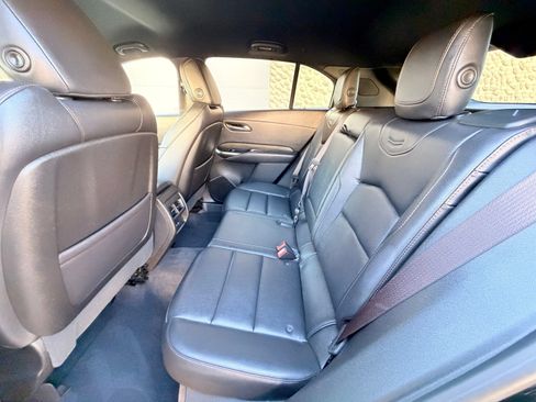 Used 2022 Cadillac XT4 Sport w/ LPO, ONYX Package FWD image 18