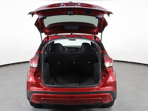 Certified 2024 Nissan Kicks SR FWD image 17
