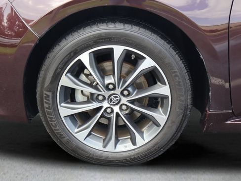 Certified 2016 Toyota Avalon XLE FWD image 26