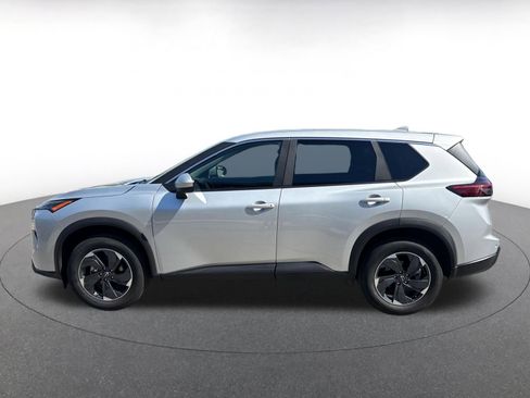 Used 2025 Nissan Rogue SV AWD/4WD image 11