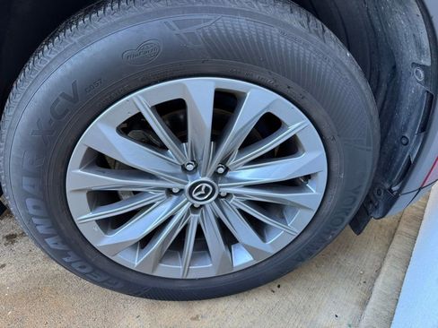 Used 2024 MAZDA CX-90 3.3 Turbo w/ Preferred Plus AWD/4WD image 8