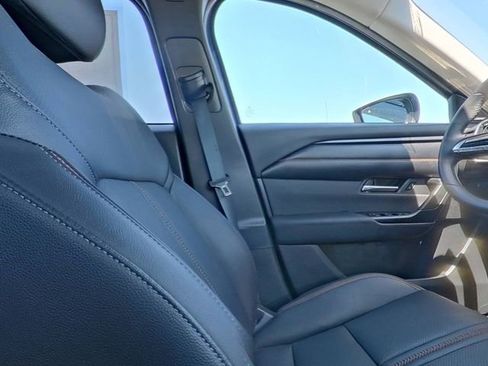 Used 2025 MAZDA CX-50 2.5 Hybrid w/ Premium Plus Pkg AWD/4WD image 33