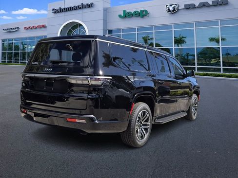 New 2026 Jeep Grand Wagoneer L 4WD w/ HD Trailer Tow Package image 7