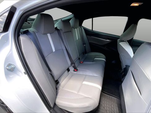 Used 2026 Toyota Camry SE w/ Convenience Package FWD image 26