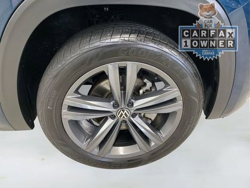 Used 2021 Volkswagen Atlas SE w/ Panoramic Sunroof Package image 16