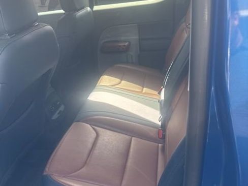 Used 2024 Ford Maverick Lariat image 2