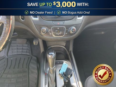 Used 2018 Chevrolet Malibu LT FWD image 20