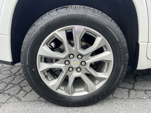 Used 2019 Chevrolet Traverse Premier AWD/4WD image 13
